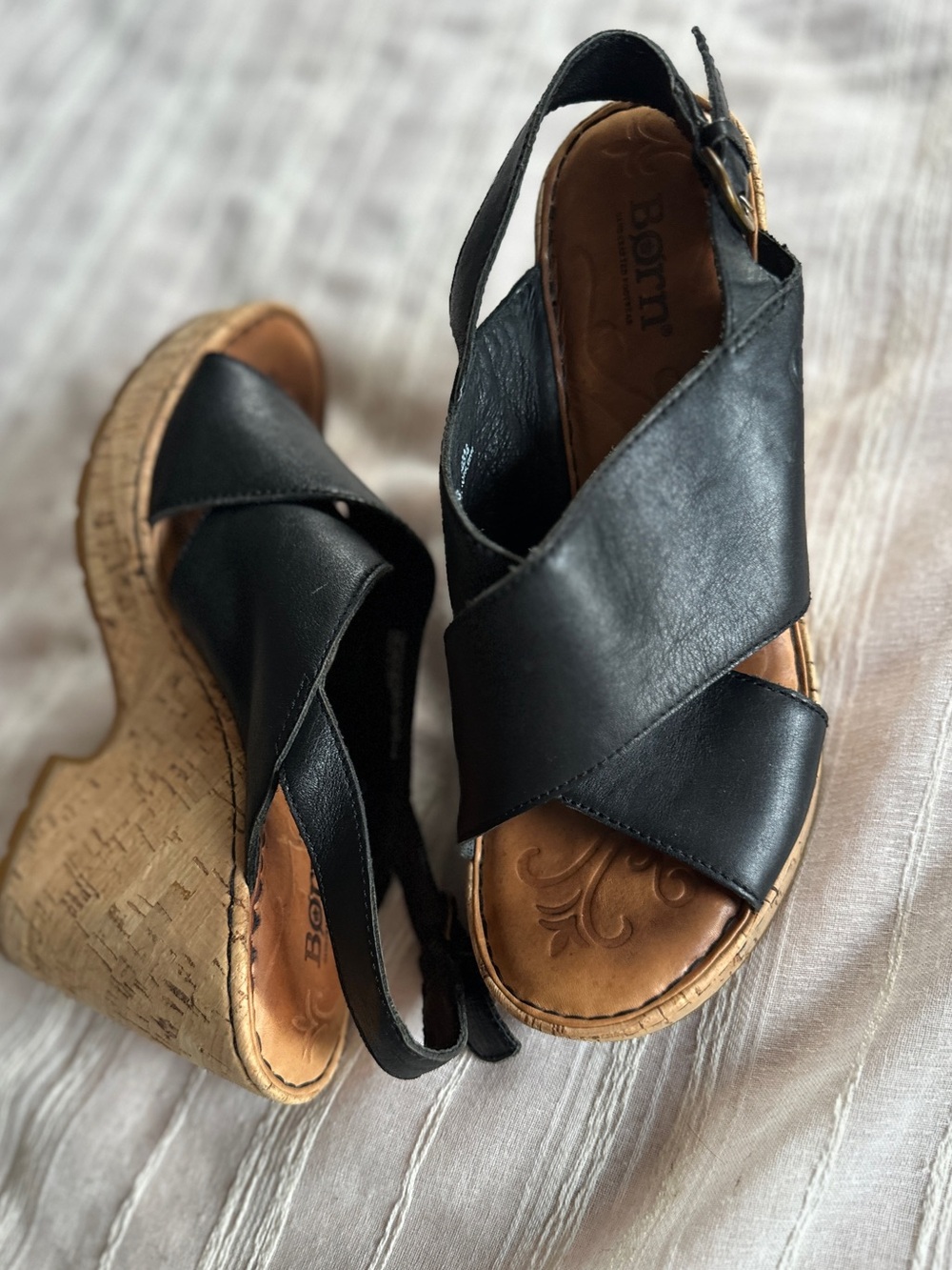 Born Jenni Black Leather Crisscross Platform Cork Wedge Sandals Size 9